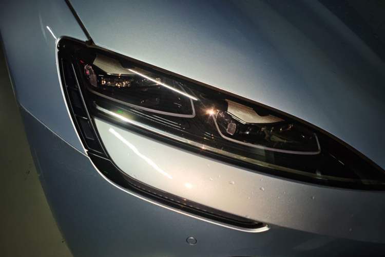 Used BYD Seal 2022 700 km Long-Range Rear-Wheel-Drive Version Right Front Headlight