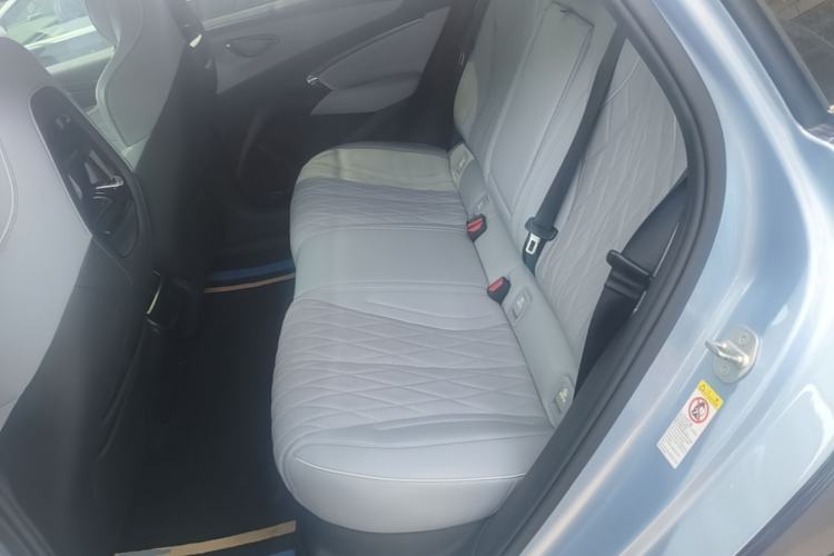 Used BYD Seal 2022 700 km Long-Range Rear-Wheel-Drive Version Left Rear Seat