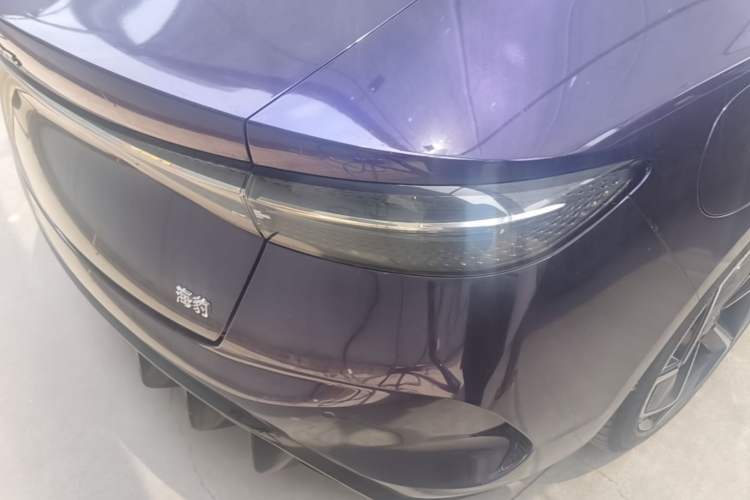 Used BYD Seal 2022 700 km Long-Range Rear-Wheel-Drive Version Right Rear Taillight