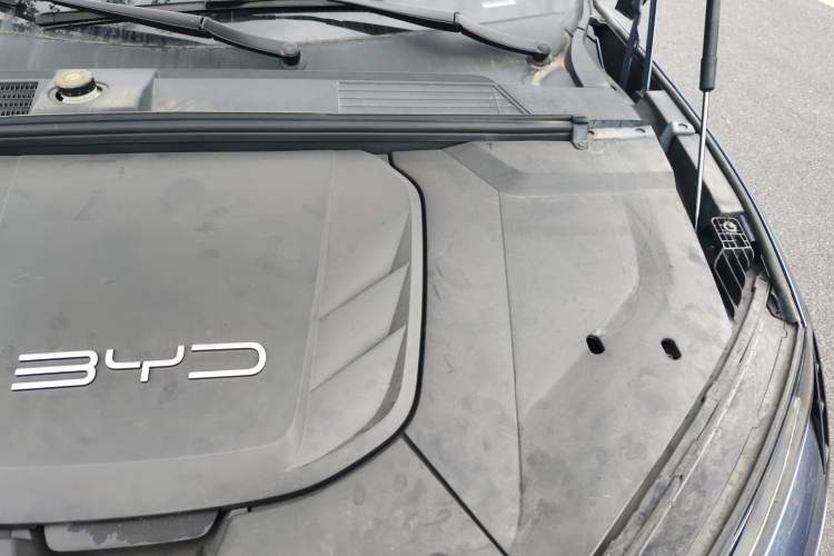 Used BYD Seal 2022 700 km Long-Range Rear-Wheel-Drive Version Engine Bay Left