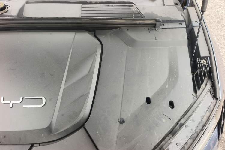 Used BYD Seal 2022 650 km All-Wheel-Drive Performance Version Engine Bay Left