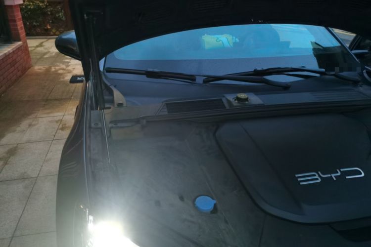 Used BYD Seal 2022 700 km Long-Range Rear-Wheel-Drive Version Engine Bay Right