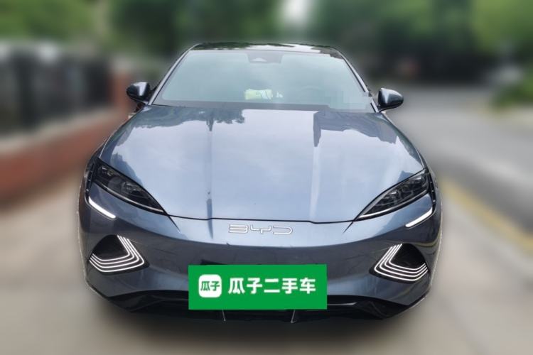 Used BYD Seal 2022 700 km Long-Range Rear-Wheel-Drive Version Front