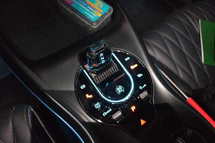 Used BYD Seal 2022 700 km Long-Range Rear-Wheel-Drive Version Gear Lever