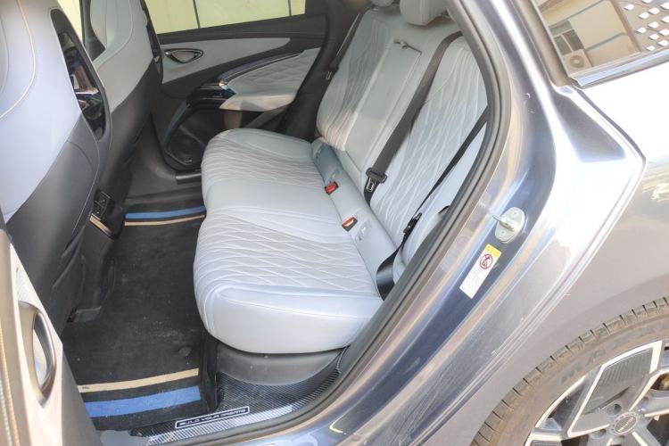 Used BYD Seal 2022 650 km All-Wheel-Drive Performance Version Left Rear Seat