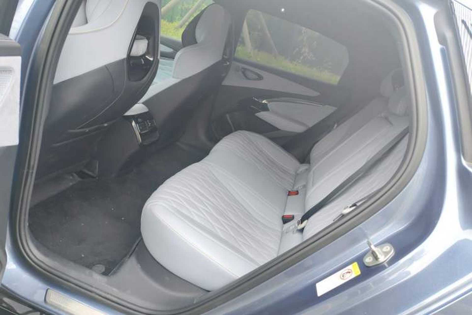 Used BYD Seal 2022 700 km Long-Range Rear-Wheel-Drive Version Left Rear Seat