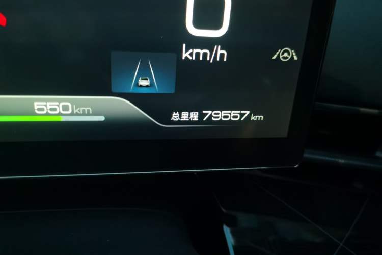 Used BYD Seal 2022 700 km Long-Range Rear-Wheel-Drive Version Odometer Close Up