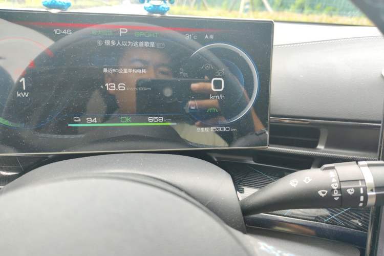 Used BYD Seal 2022 700 km Long-Range Rear-Wheel-Drive Version Odometer Close Up