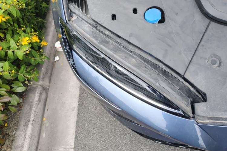 Used BYD Seal 2022 700 km Long-Range Rear-Wheel-Drive Version Right Front Headlight