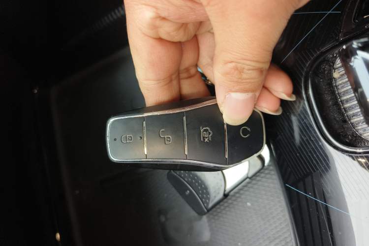 Used BYD Seal 2022 650 km All-Wheel-Drive Performance Version Vehicle Key