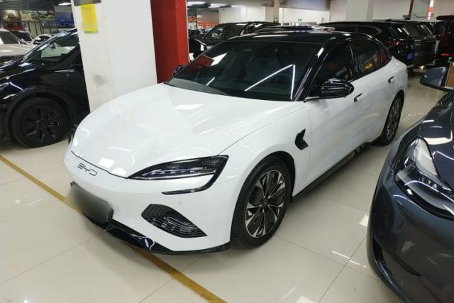 Used BYD Seal 2022 550 km Standard Range Rear-Wheel Drive Prestige Version