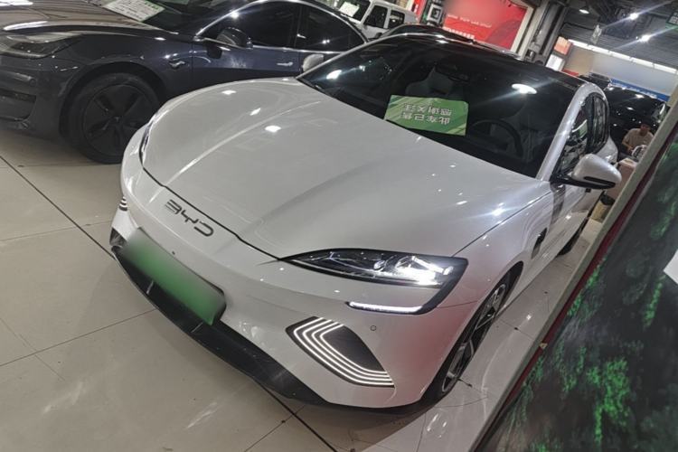 Used BYD Seal 2022 700 km Long-Range Rear-Wheel-Drive Version Guazi used car, China used car export, Used car for sale, Used BYD cars, Cheapest cars for sale, Electric vehicle, New energy car