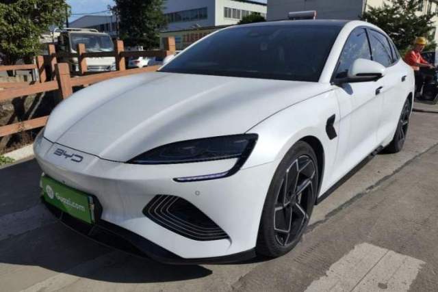 Used BYD Seal 2022 700 km Long-Range Rear-Wheel-Drive Version