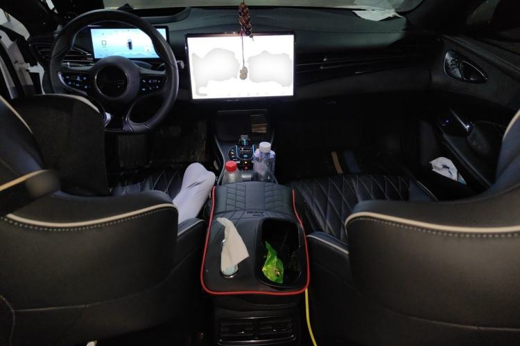 Used BYD Seal 2022 700 km Long-Range Rear-Wheel-Drive Version Center Console