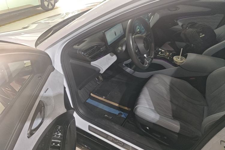 Used BYD Seal 2022 700 km Long-Range Rear-Wheel-Drive Version Driver Seat