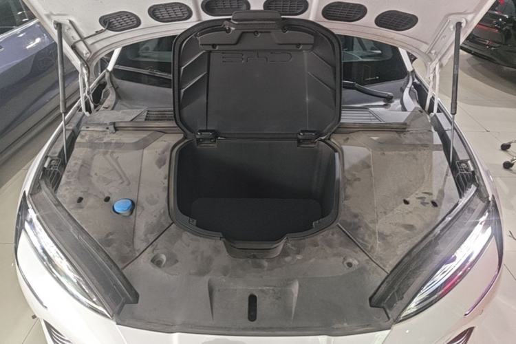 Used BYD Seal 2022 700 km Long-Range Rear-Wheel-Drive Version Engine Bay