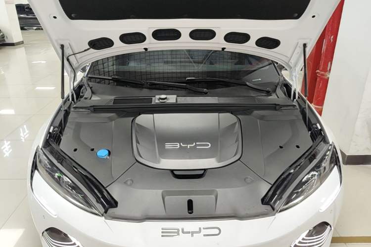Used BYD Seal 2022 550 km Standard Range Rear-Wheel Drive Prestige Version Engine Bay