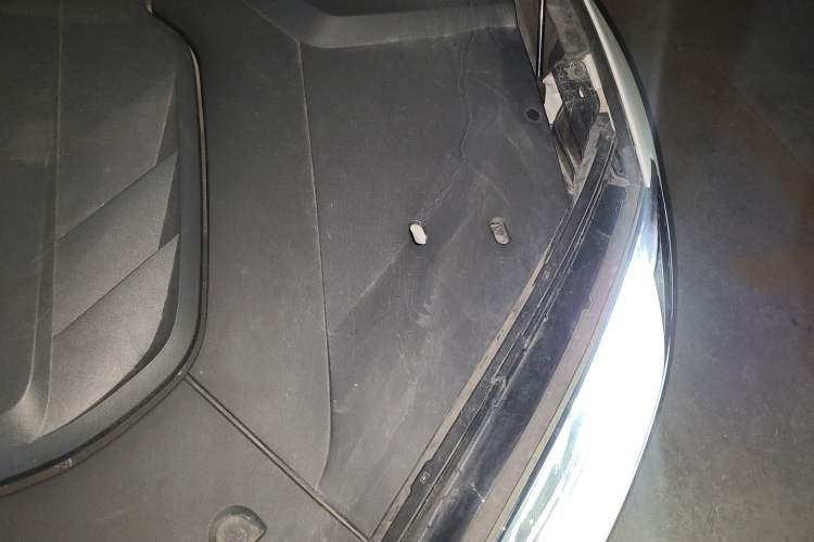 Used BYD Seal 2022 700 km Long-Range Rear-Wheel-Drive Version Engine Bay Left