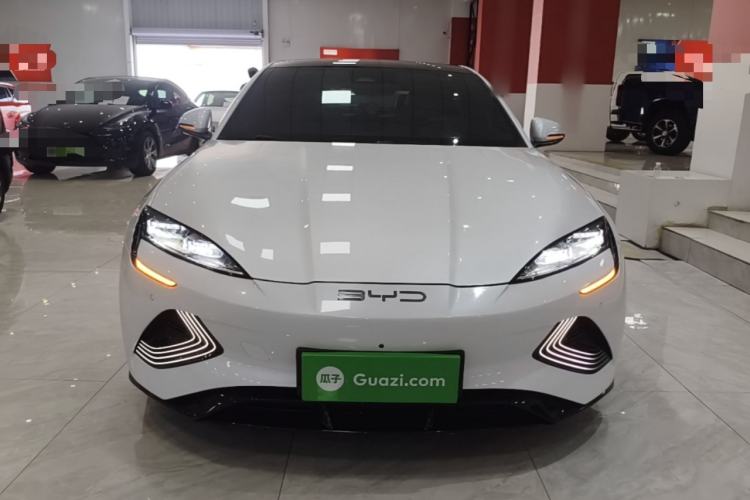 Used BYD Seal 2022 550 km Standard Range Rear-Wheel Drive Prestige Version Front
