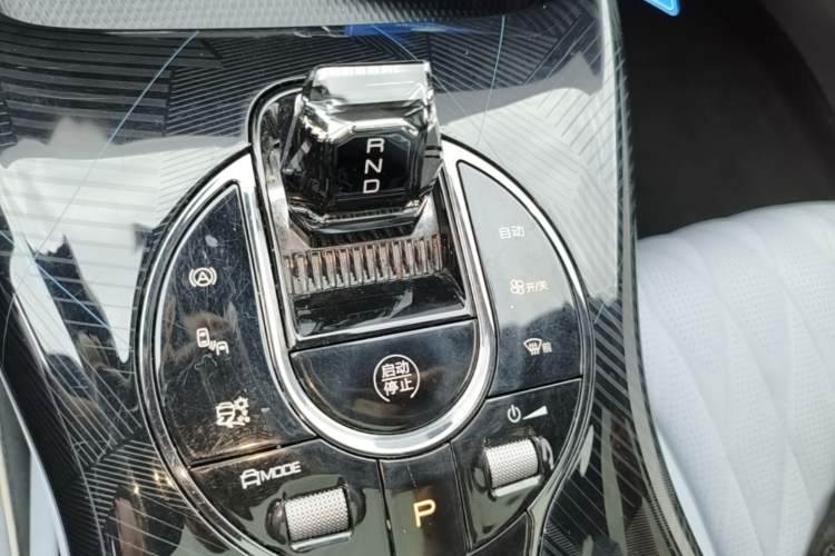 Used BYD Seal 2022 700 km Long-Range Rear-Wheel-Drive Version Gear Lever