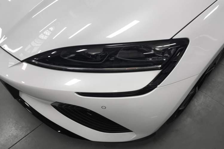 Used BYD Seal 2022 700 km Long-Range Rear-Wheel-Drive Version Left Front Headlight