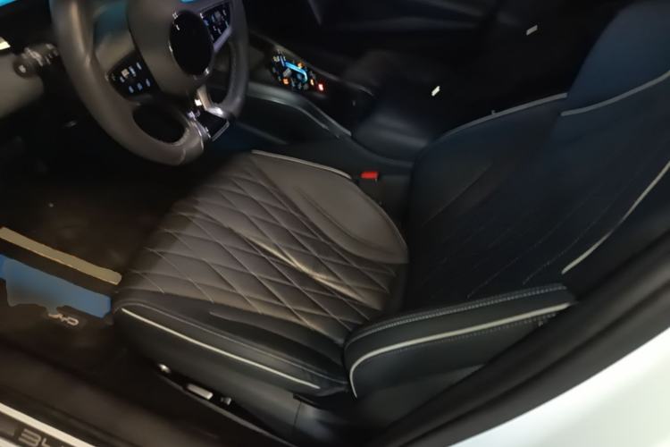 Used BYD Seal 2022 700 km Long-Range Rear-Wheel-Drive Version Left Front Seat