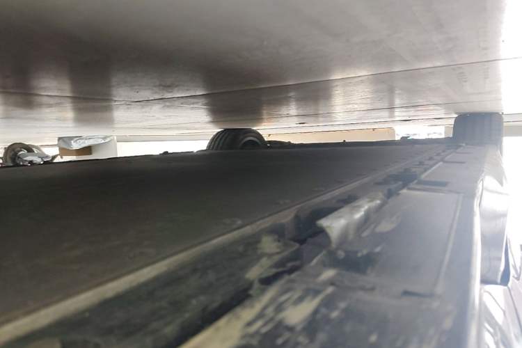 Used BYD Seal 2022 700 km Long-Range Rear-Wheel-Drive Version Left Side Sill