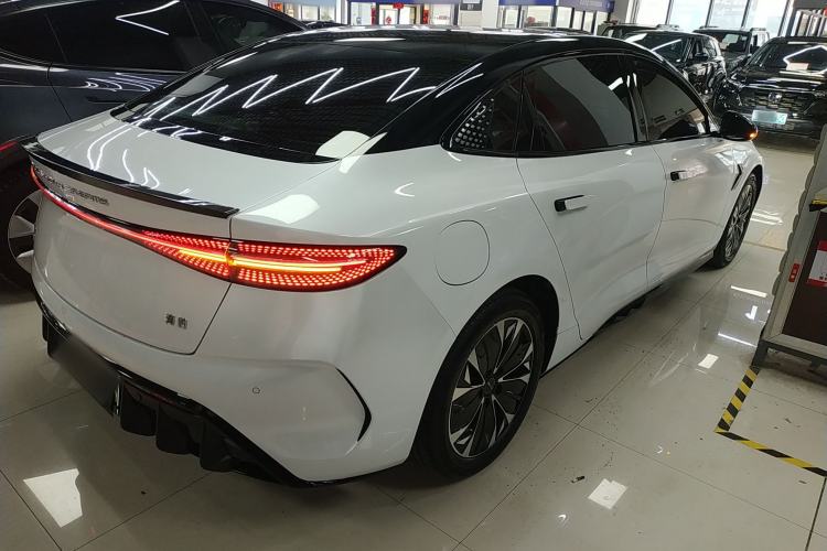 Used BYD Seal 2022 550 km Standard Range Rear-Wheel Drive Prestige Version Rear Right 45 Deg