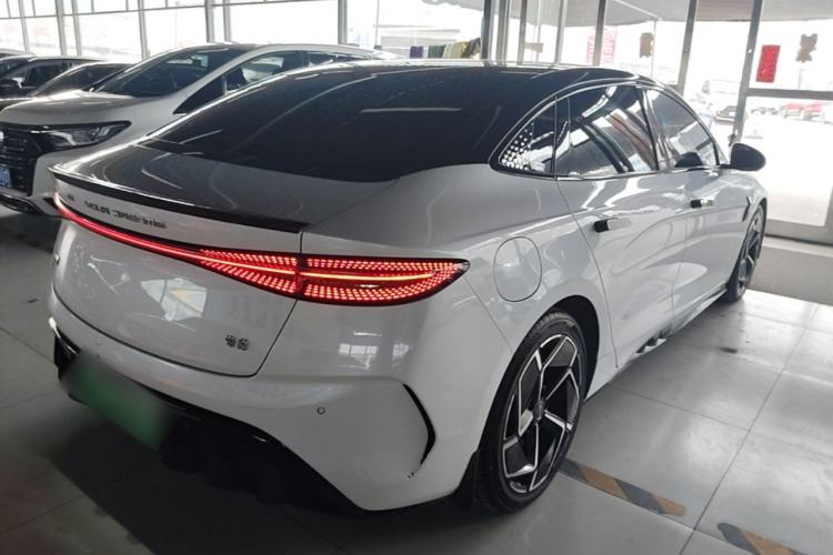 Used BYD Seal 2022 700 km Long-Range Rear-Wheel-Drive Version Rear Right 45 Deg