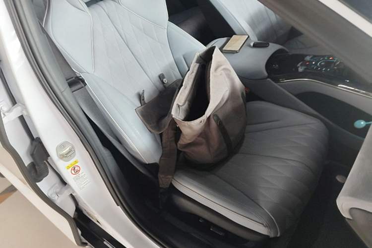 Used BYD Seal 2022 700 km Long-Range Rear-Wheel-Drive Version Right Front Seat