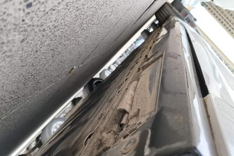 Used BYD Seal 2022 700 km Long-Range Rear-Wheel-Drive Version Right Side Sill