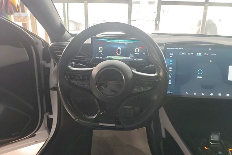 Used BYD Seal 2022 700 km Long-Range Rear-Wheel-Drive Version Steering Wheel