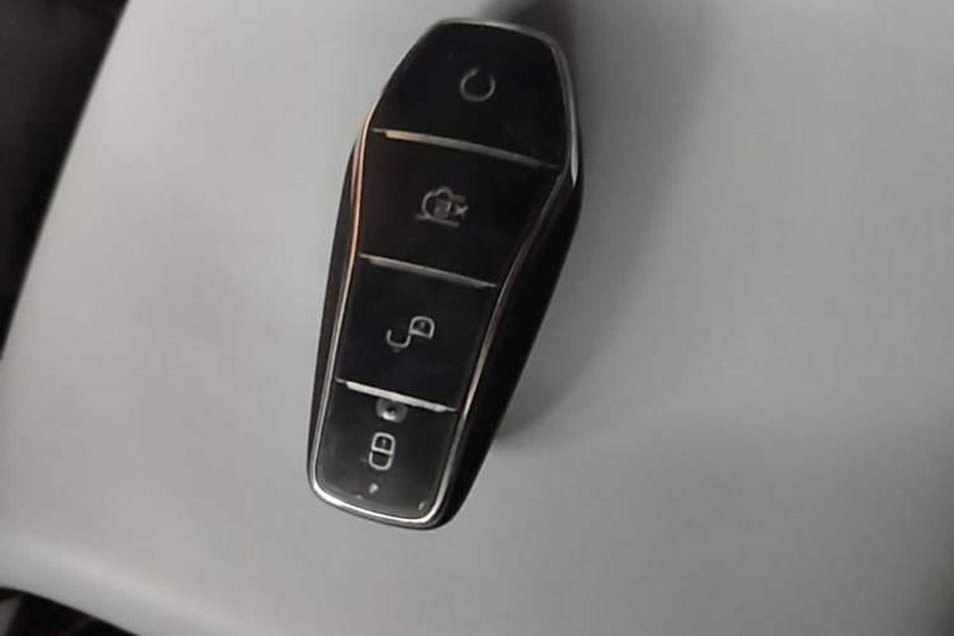Used BYD Seal 2022 700 km Long-Range Rear-Wheel-Drive Version Vehicle Key