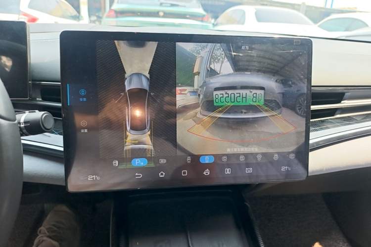Used BYD Seal 2022 700 km Long-Range Rear-Wheel-Drive Version Audio And AC Panel