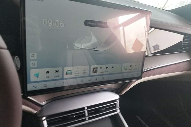 Used BYD Seal 2023 DM-i 1.5T 121km Prestige Model Audio And AC Panel
