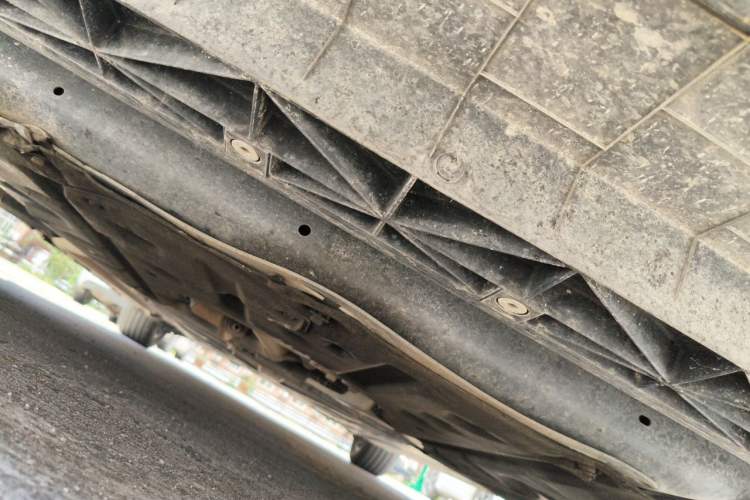 Used BYD Seal 2023 DM-i 1.5T 121km Flagship Model Chassis Rear
