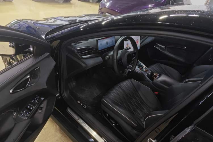 Used BYD Seal 2023 Champion Edition 700km Performance Version Driver Seat