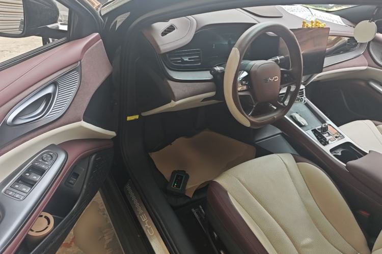 Used BYD Seal 2023 DM-i 1.5T 121km Prestige Model Driver Seat