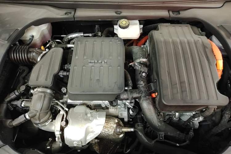 Used BYD Seal 2023 DM-i 1.5T 121km Flagship Model Engine Bay