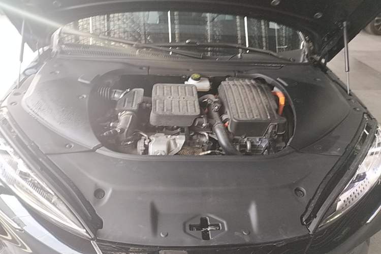 Used BYD Seal 2023 DM-i 1.5T 121km Prestige Model Engine Bay