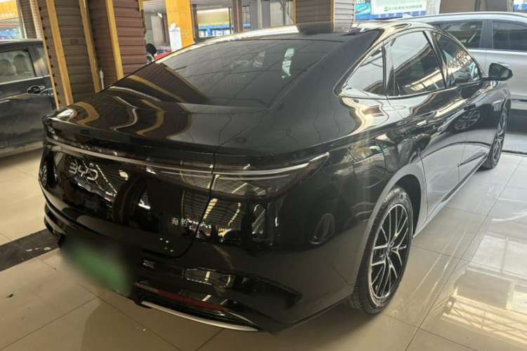 Used BYD Seal 2023 DM-i 1.5L 121km Prestige Model Exterior 1