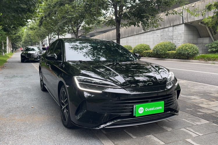 Used BYD Seal 2023 DM-i 1.5T 121km Flagship Model Exterior 2