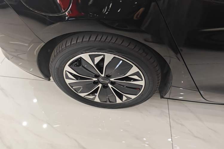 Used BYD Seal 2023 Champion Edition 550km Prestige Model Exterior 5