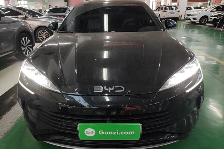 Used BYD Seal 2023 DM-i 1.5T 121km Flagship Model Front