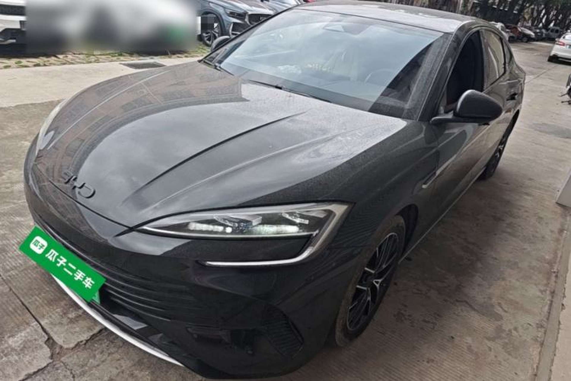 Used BYD Seal 2023 DM-i 1.5T 121km Prestige Model Front Left 45 Deg