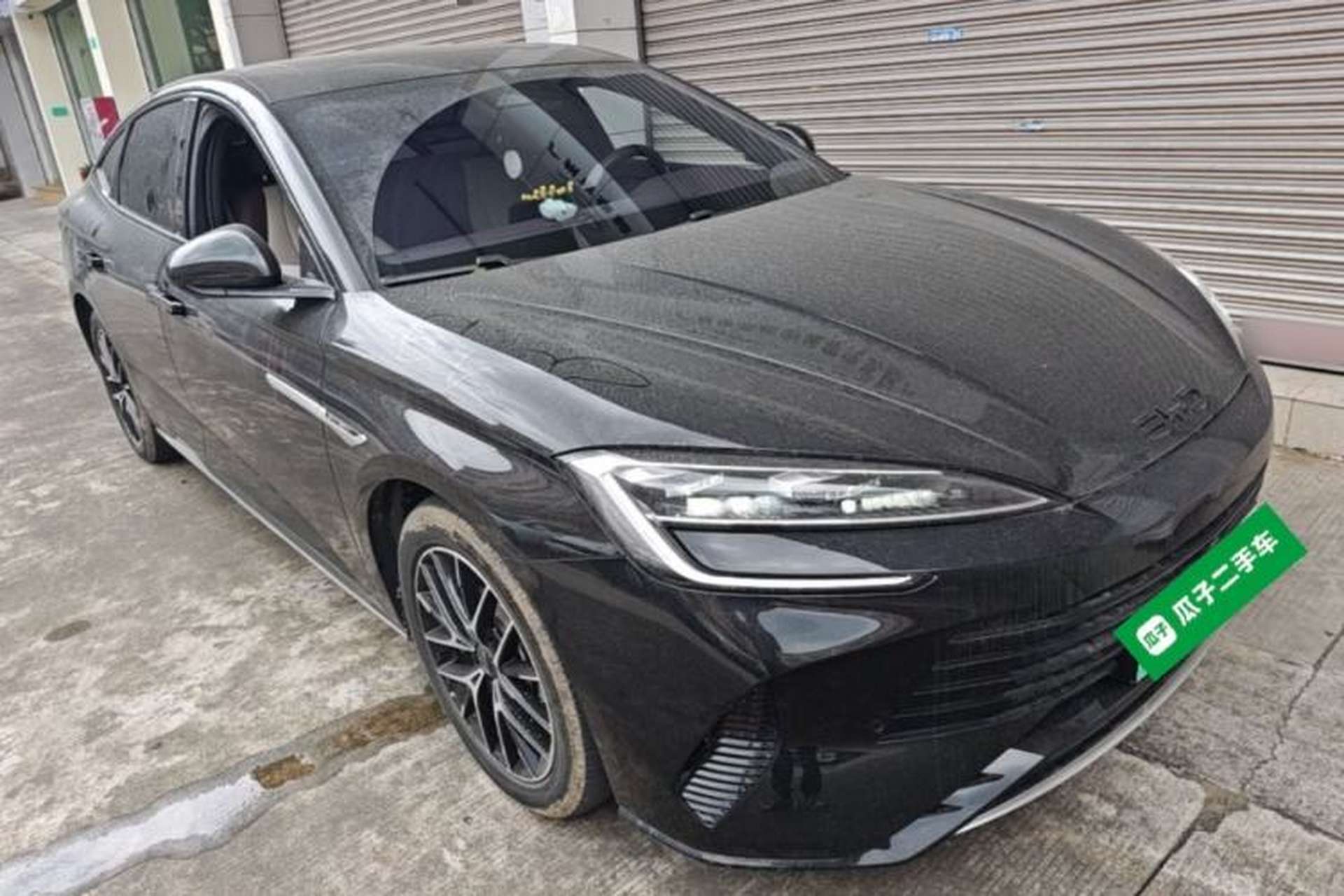 Used BYD Seal 2023 DM-i 1.5T 121km Prestige Model Front Right 45 Deg