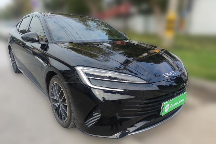 Used BYD Seal 2023 DM-i 1.5L 121km Luxury Model Front Right 45 Deg