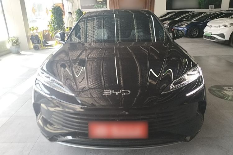 Used BYD Seal 2023 DM-i 1.5T 121km Prestige Model Front