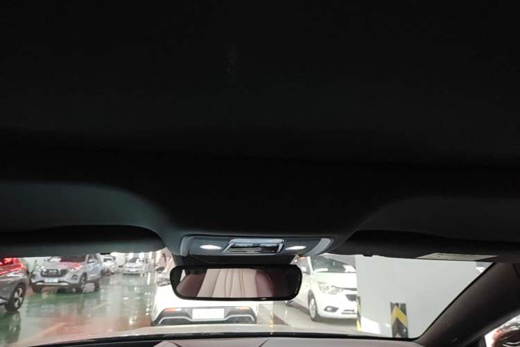 Used BYD Seal 2023 DM-i 1.5T 121km Flagship Model Headliner