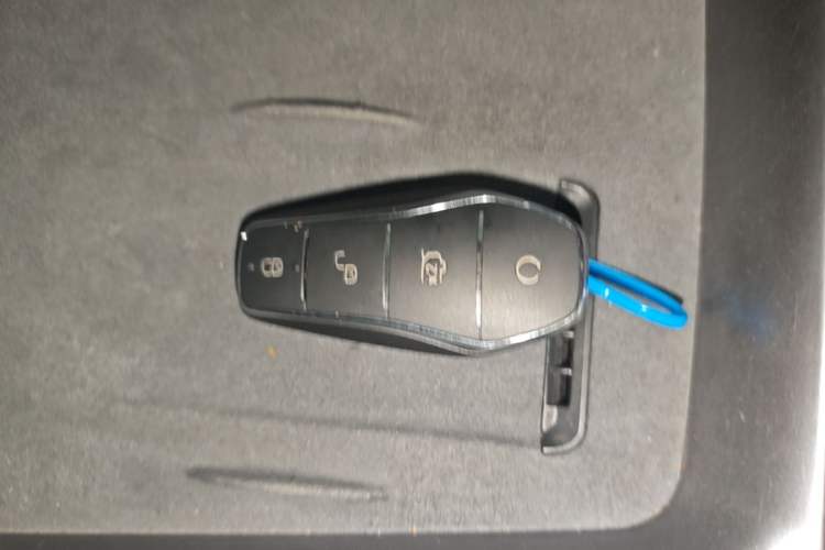 Used BYD Seal 2023 DM-i 1.5T 121km Prestige Model Interior 1